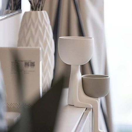 Апартаменты Chic 2 Bed Near Trade Centre With 5 Star Amenities Дубай Экстерьер фото