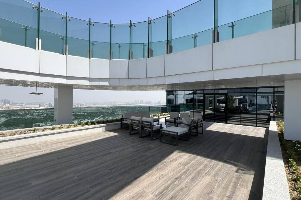 Апартаменты Chic 2 Bed Near Trade Centre With 5 Star Amenities Дубай Экстерьер фото