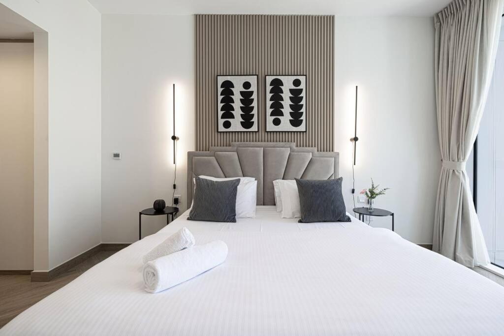 Апартаменты Chic 2 Bed Near Trade Centre With 5 Star Amenities Дубай Экстерьер фото