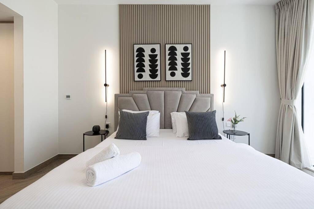 Апартаменты Chic 2 Bed Near Trade Centre With 5 Star Amenities Дубай Экстерьер фото